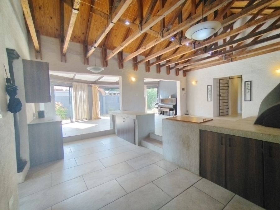 3 Bedroom Property for Sale in Waterkloof Ridge Gauteng