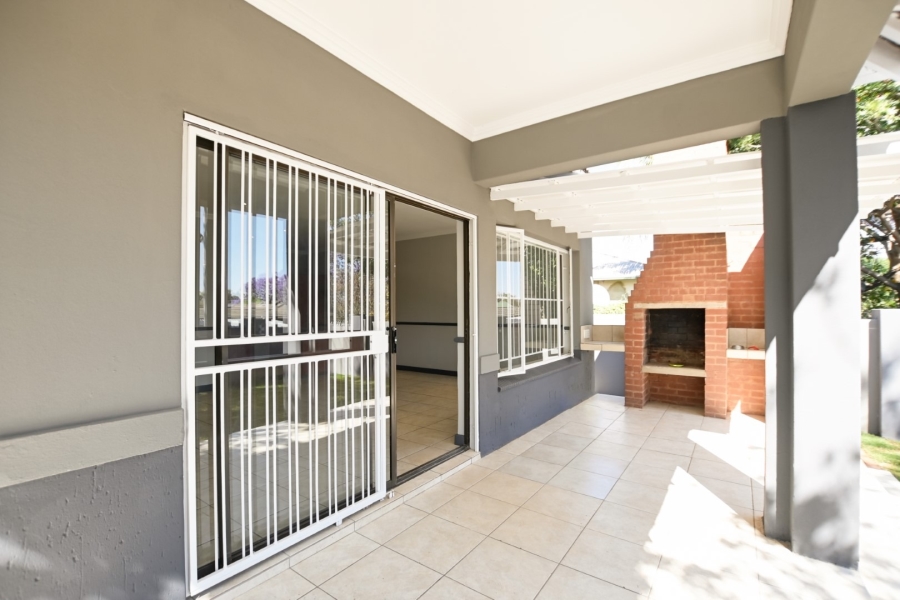 3 Bedroom Property for Sale in Pretoria Gardens Gauteng