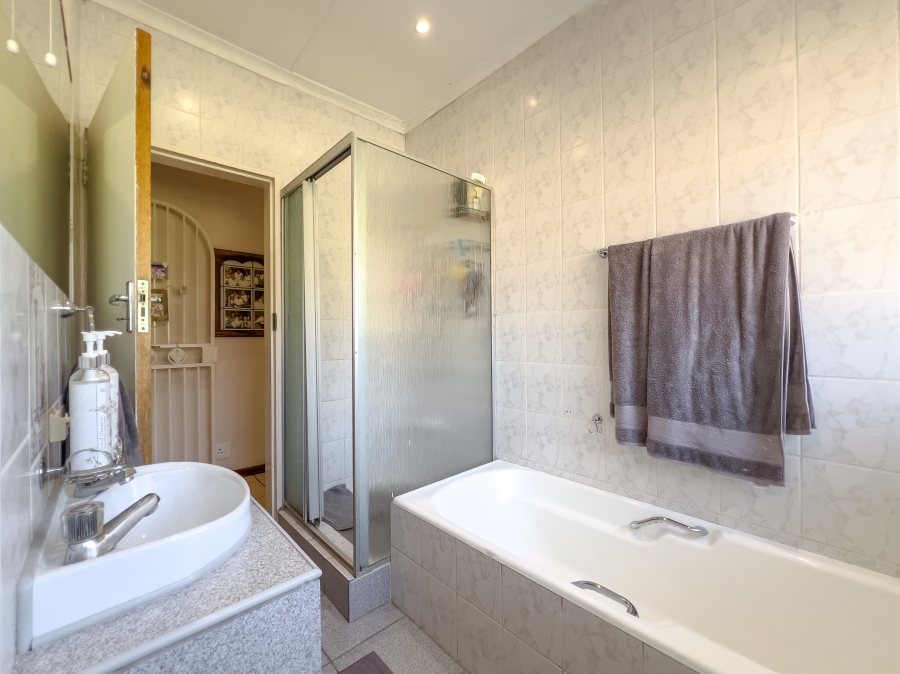 3 Bedroom Property for Sale in Norkem Park Gauteng