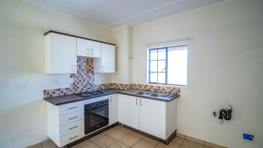 1 Bedroom Property for Sale in Grand Central Gauteng