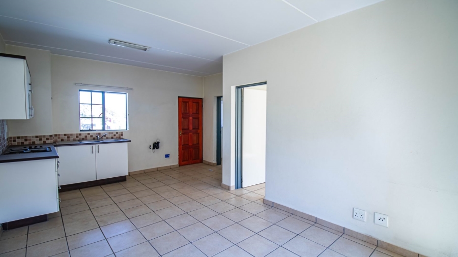 1 Bedroom Property for Sale in Grand Central Gauteng