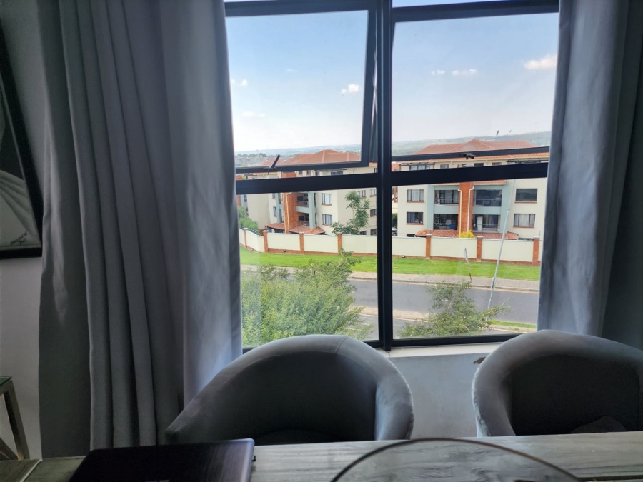 2 Bedroom Property for Sale in Greenstone Hill Gauteng