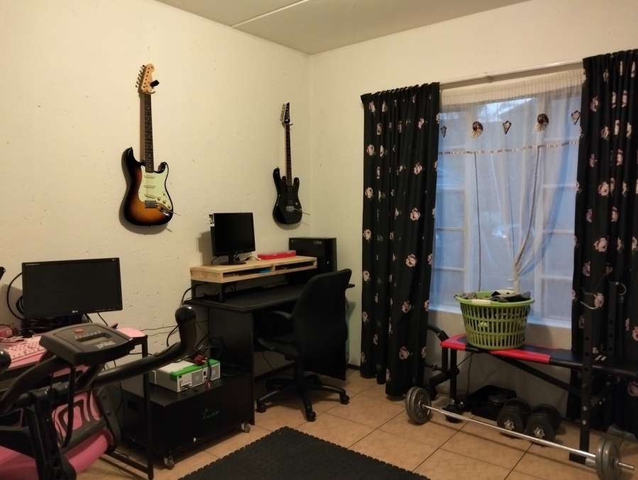 2 Bedroom Property for Sale in Brentwood Park Gauteng