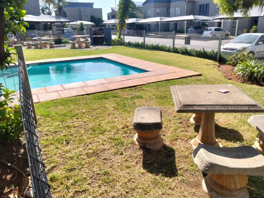 2 Bedroom Property for Sale in Brentwood Park Gauteng