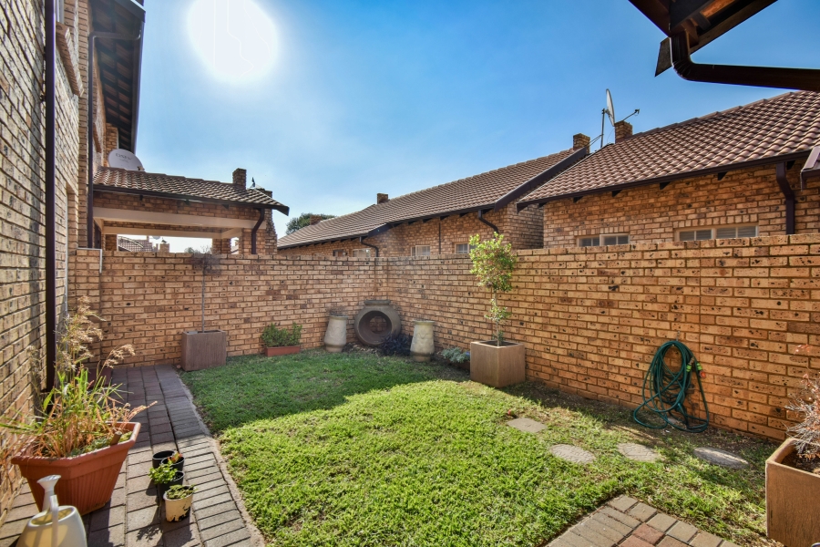 3 Bedroom Property for Sale in Sinoville Gauteng
