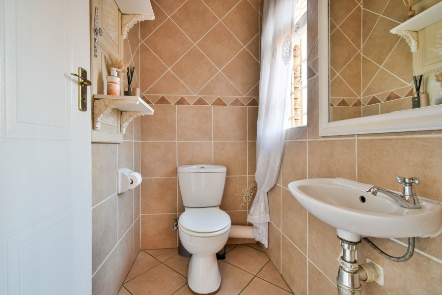 3 Bedroom Property for Sale in Sinoville Gauteng