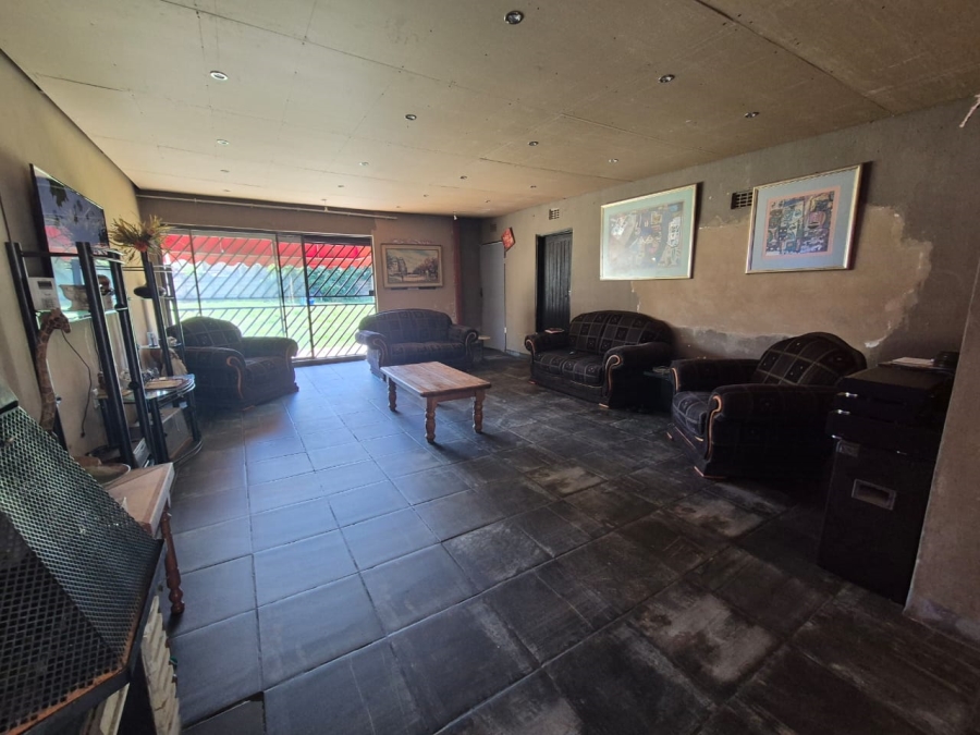 4 Bedroom Property for Sale in Sonland Park Gauteng