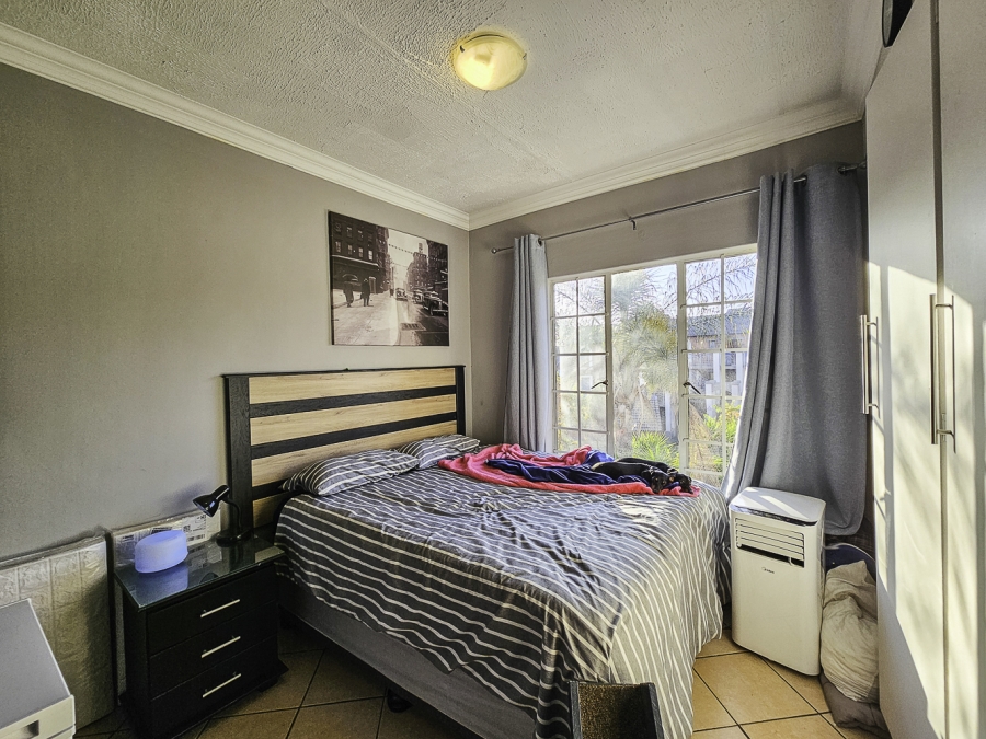 To Let 2 Bedroom Property for Rent in Die Hoewes Gauteng