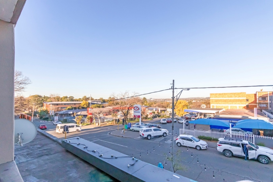 3 Bedroom Property for Sale in Linden Gauteng