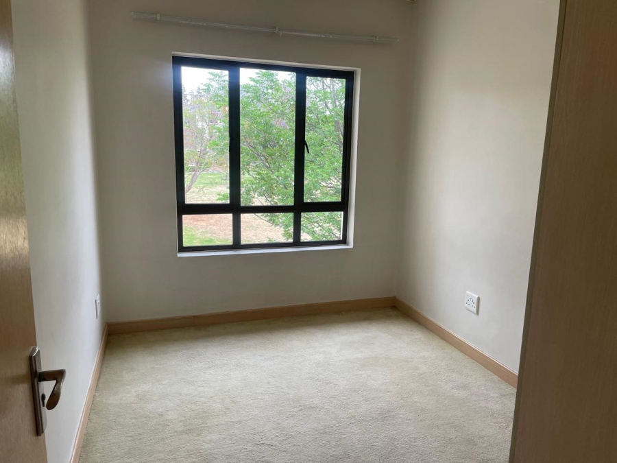To Let 2 Bedroom Property for Rent in Broadacres Gauteng