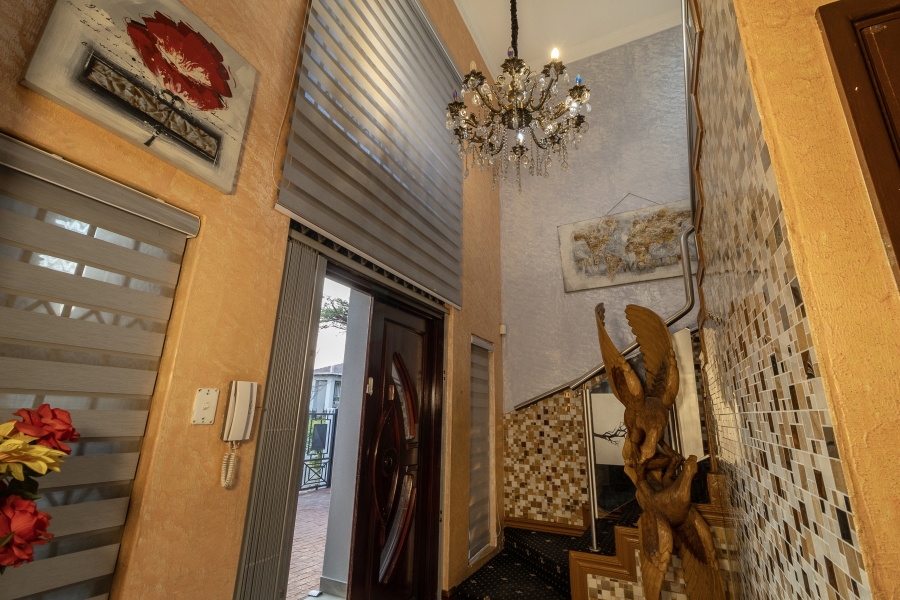4 Bedroom Property for Sale in Greenstone Hill Gauteng