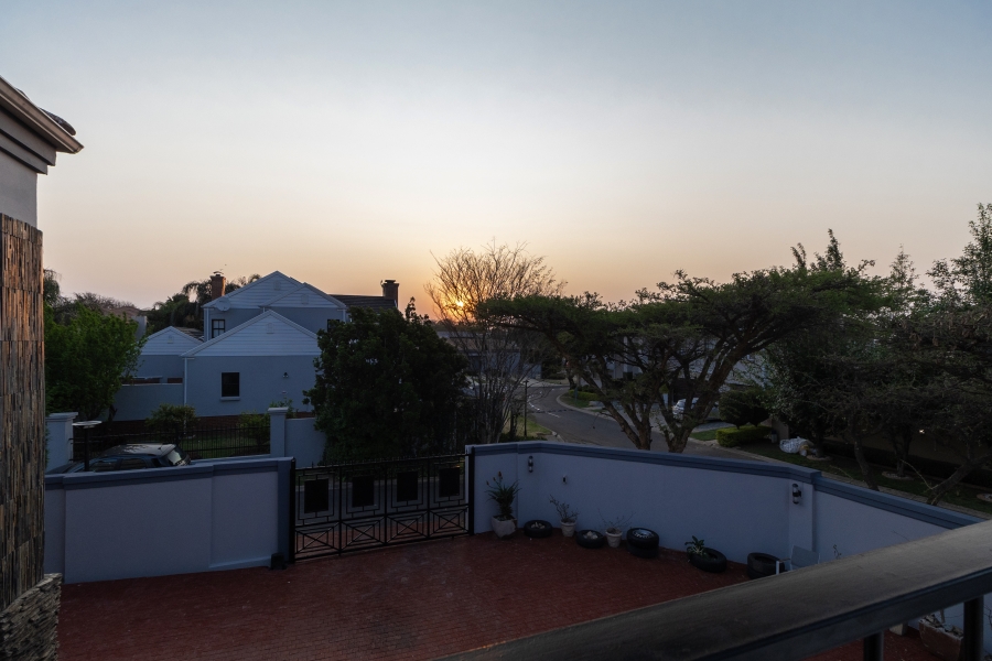 4 Bedroom Property for Sale in Greenstone Hill Gauteng