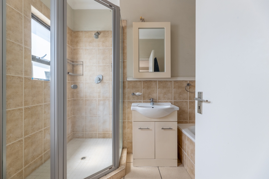 3 Bedroom Property for Sale in Bryanston Gauteng