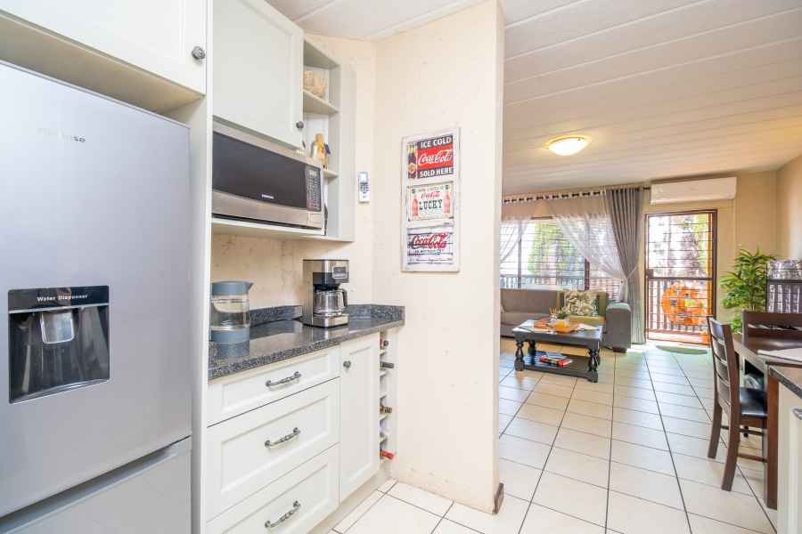 2 Bedroom Property for Sale in Little Falls Gauteng