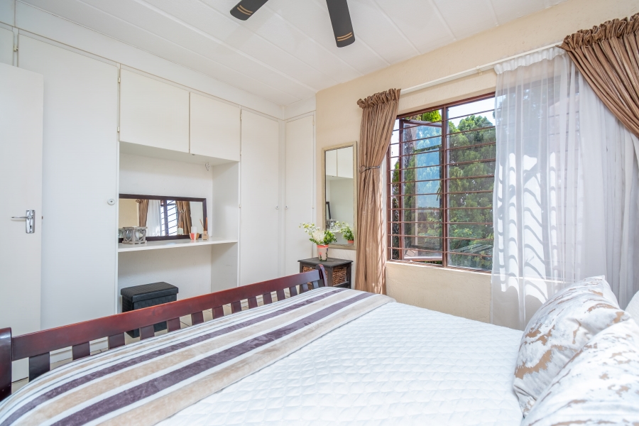 2 Bedroom Property for Sale in Little Falls Gauteng