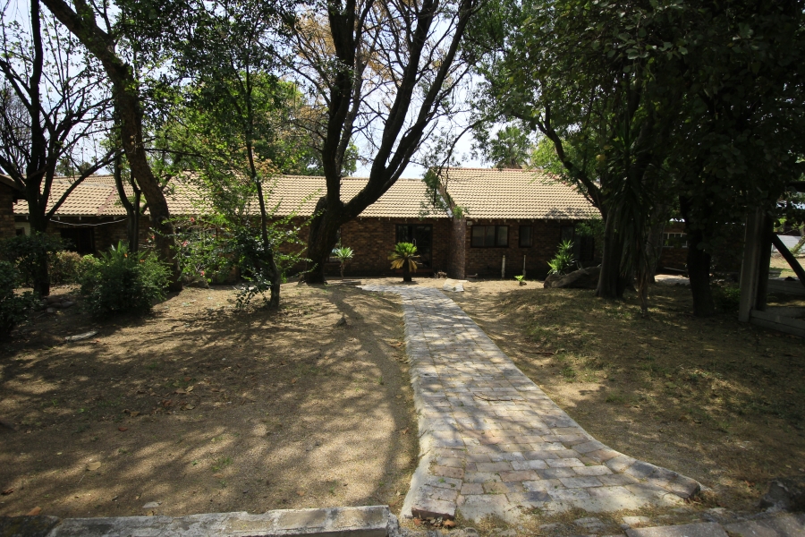To Let 4 Bedroom Property for Rent in Austinview Gauteng