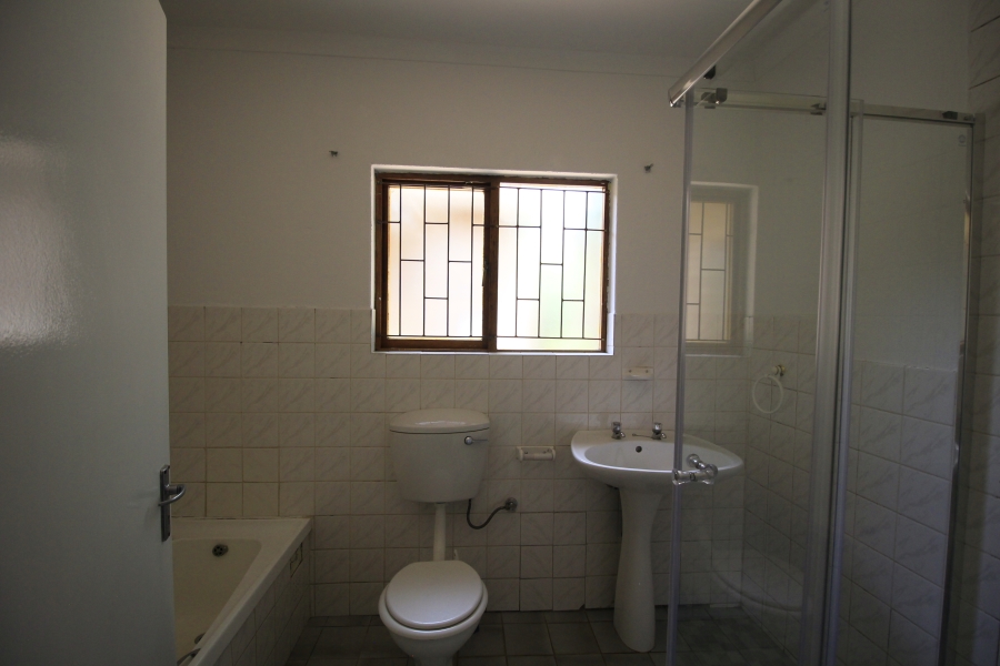 To Let 4 Bedroom Property for Rent in Austinview Gauteng