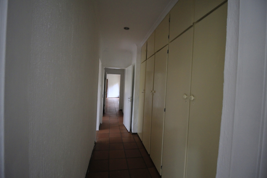 To Let 4 Bedroom Property for Rent in Austinview Gauteng