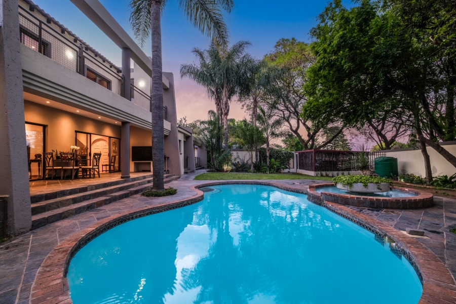 6 Bedroom Property for Sale in Northcliff Gauteng