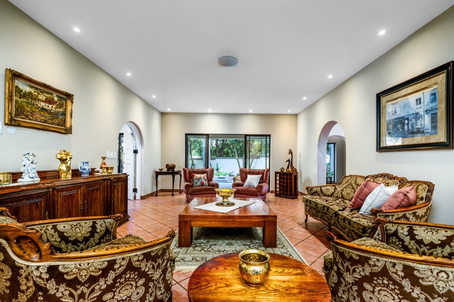 6 Bedroom Property for Sale in Northcliff Gauteng