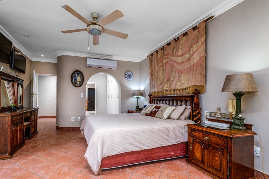 6 Bedroom Property for Sale in Northcliff Gauteng