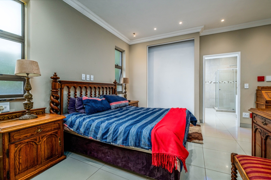 6 Bedroom Property for Sale in Northcliff Gauteng