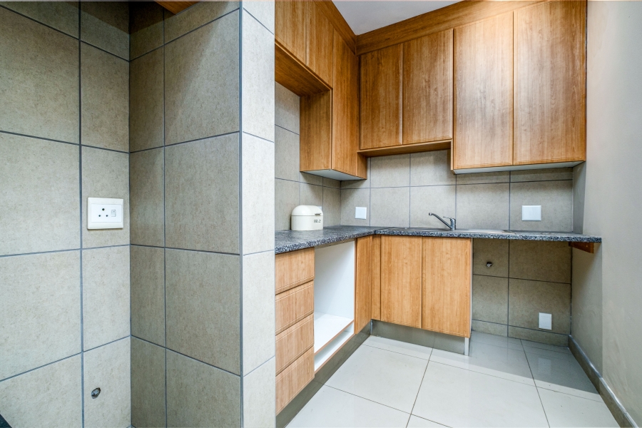 6 Bedroom Property for Sale in Northcliff Gauteng