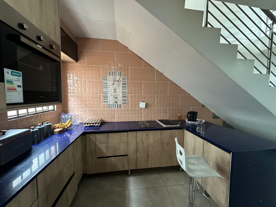 3 Bedroom Property for Sale in Clayville Gauteng