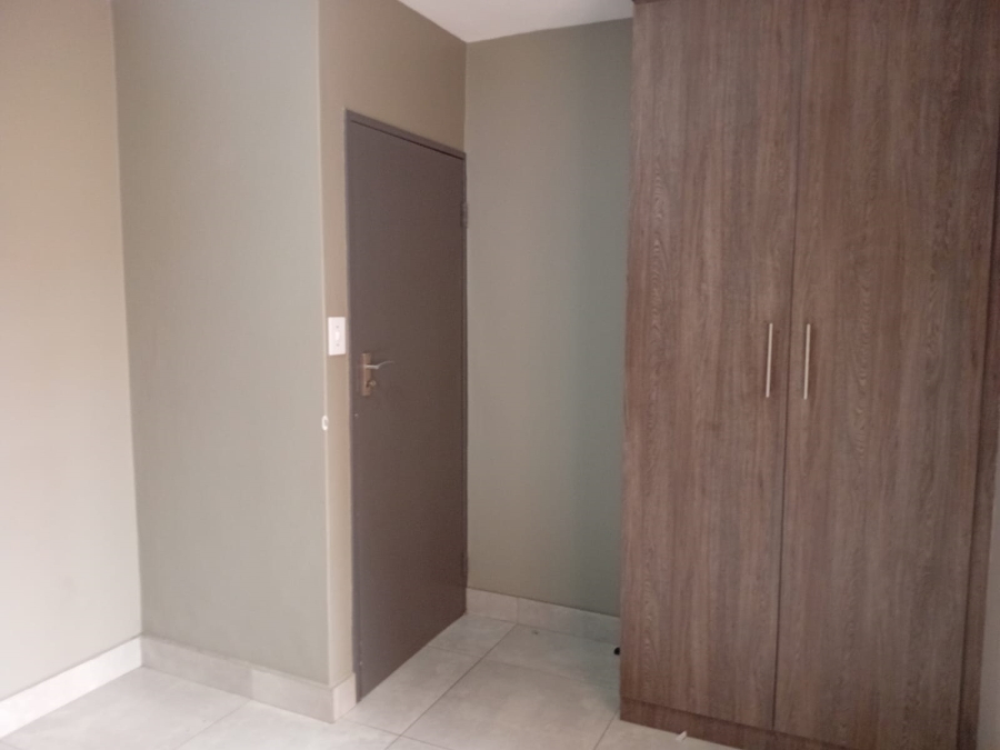To Let 2 Bedroom Property for Rent in Olympus AH Gauteng