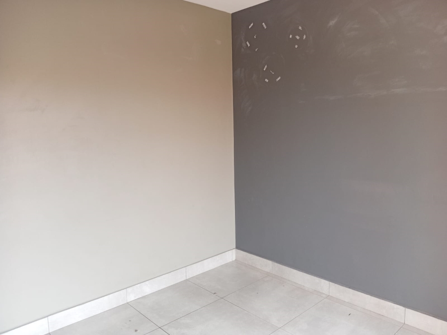 To Let 2 Bedroom Property for Rent in Olympus AH Gauteng