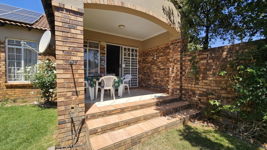3 Bedroom Property for Sale in Moreleta Park Gauteng