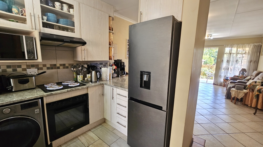 3 Bedroom Property for Sale in Moreleta Park Gauteng