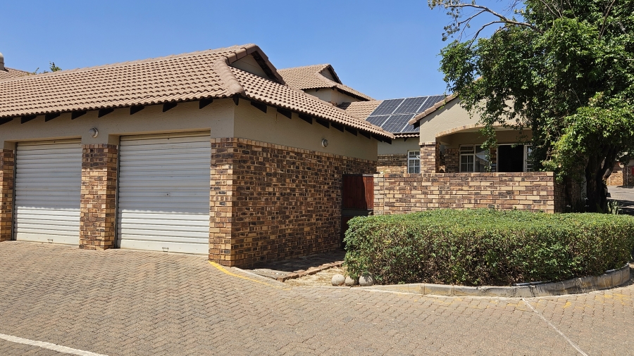 3 Bedroom Property for Sale in Moreleta Park Gauteng
