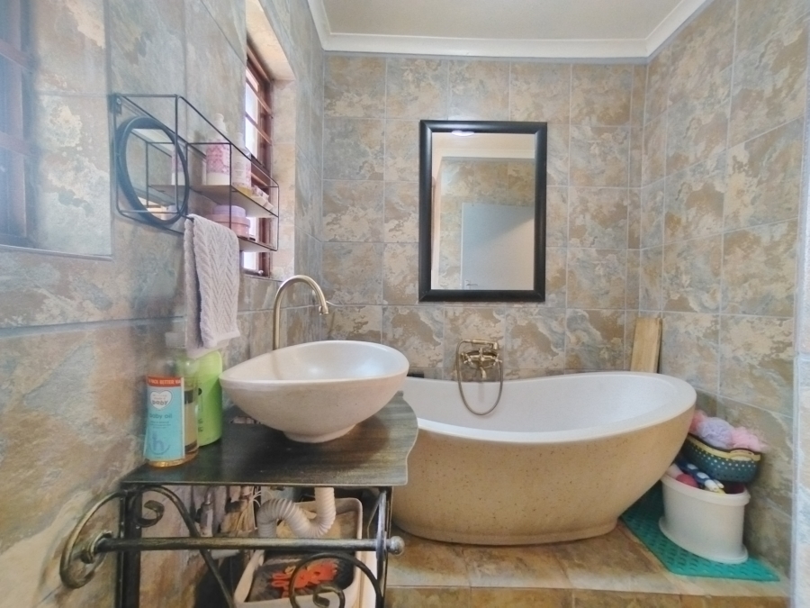 3 Bedroom Property for Sale in Wingate Park Gauteng