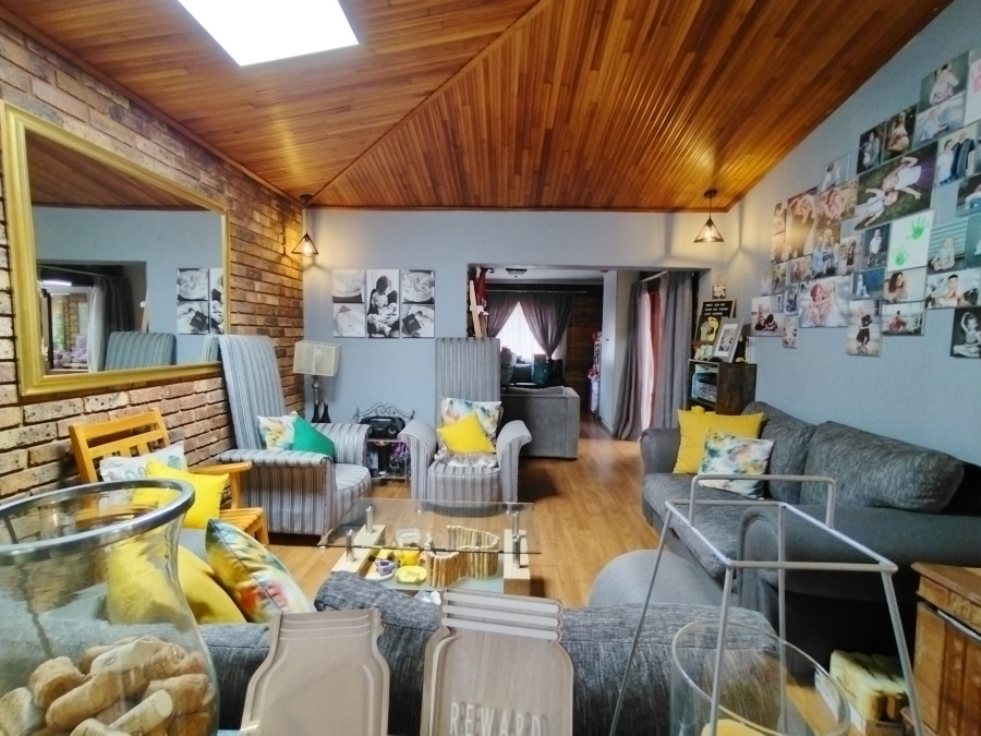 3 Bedroom Property for Sale in Wingate Park Gauteng