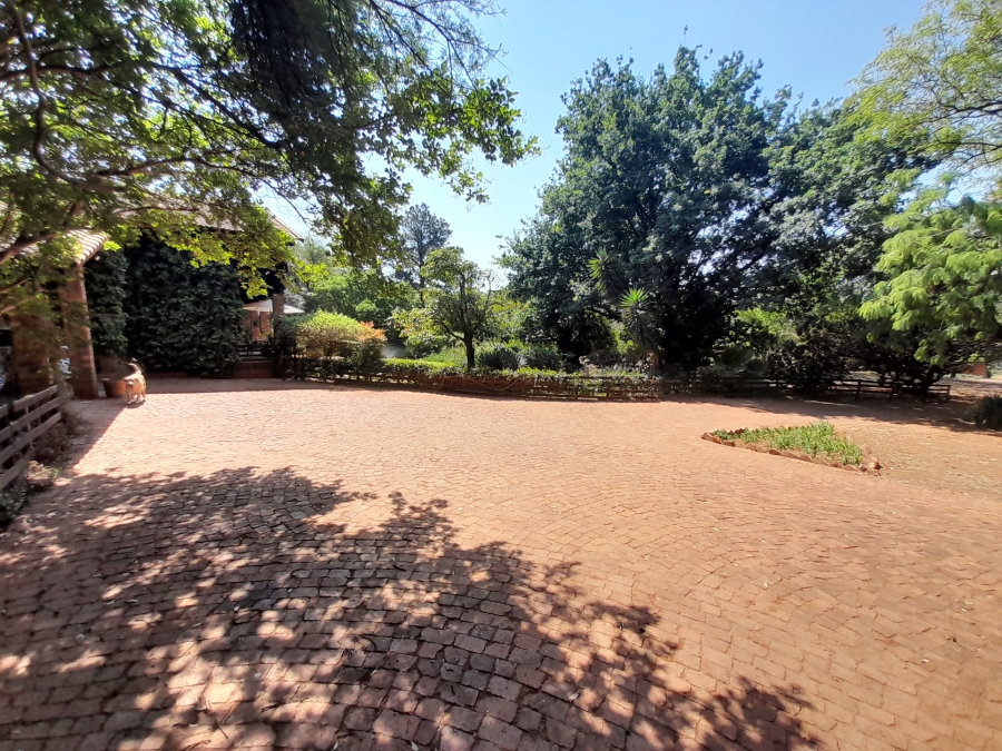 3 Bedroom Property for Sale in Glen Austin Gauteng