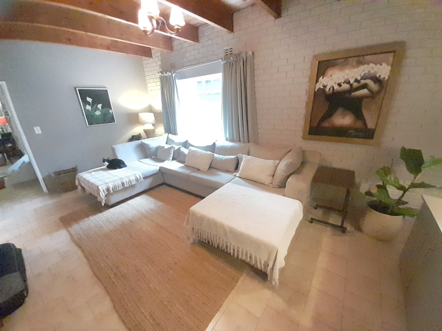 3 Bedroom Property for Sale in Glen Austin Gauteng