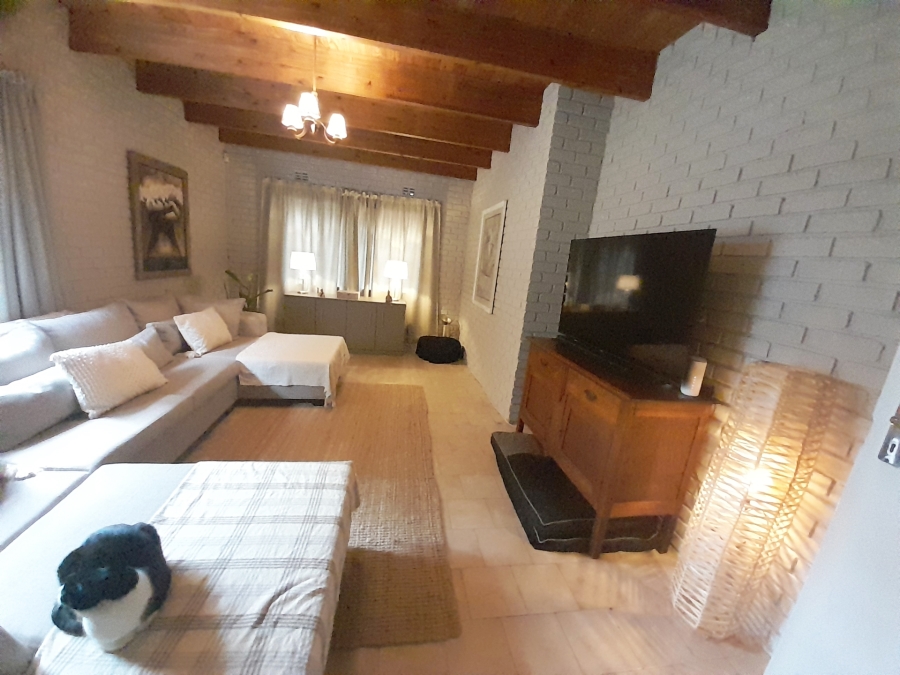 3 Bedroom Property for Sale in Glen Austin Gauteng