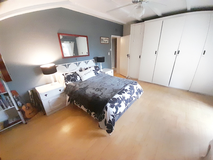 3 Bedroom Property for Sale in Glen Austin Gauteng