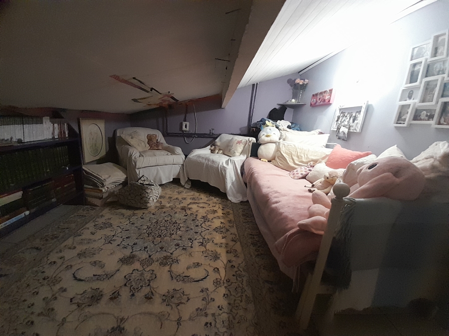 3 Bedroom Property for Sale in Glen Austin Gauteng