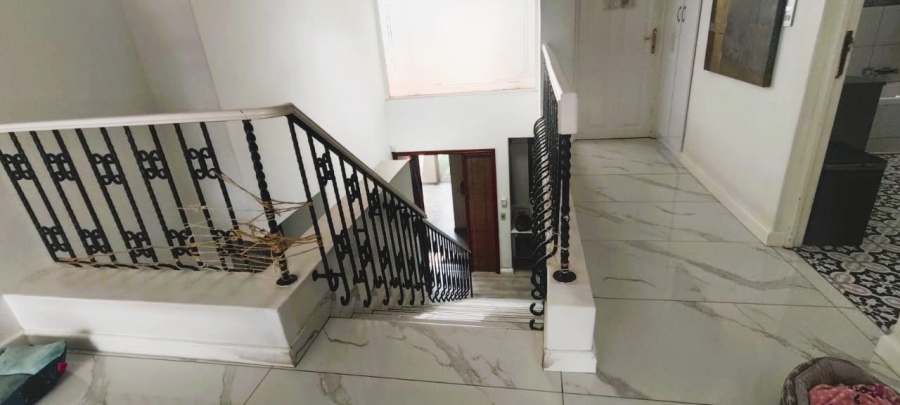 To Let 4 Bedroom Property for Rent in Bedfordview Gauteng