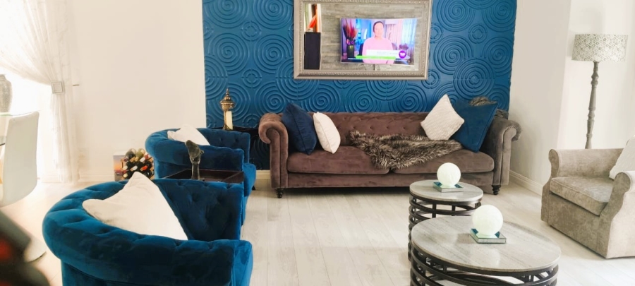 To Let 4 Bedroom Property for Rent in Bedfordview Gauteng