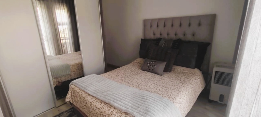 To Let 4 Bedroom Property for Rent in Bedfordview Gauteng