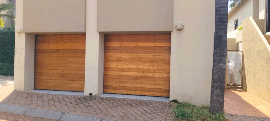 To Let 4 Bedroom Property for Rent in Bedfordview Gauteng
