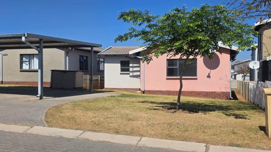 3 Bedroom Property for Sale in Noordwyk Gauteng