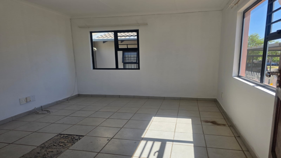 3 Bedroom Property for Sale in Noordwyk Gauteng