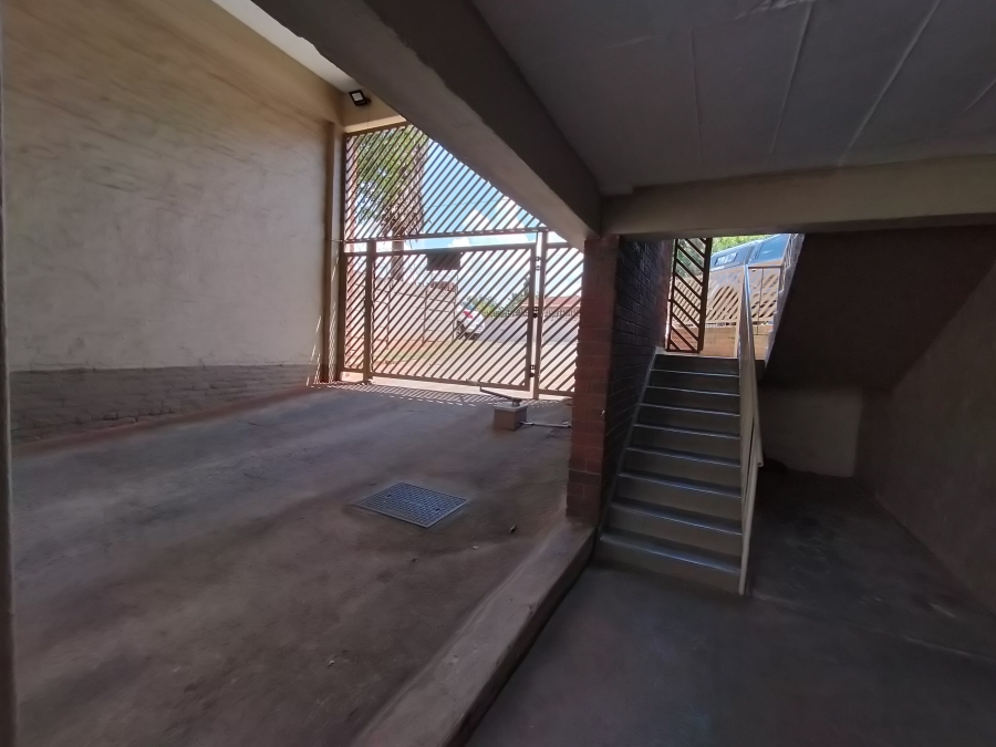 3 Bedroom Property for Sale in Discovery Gauteng