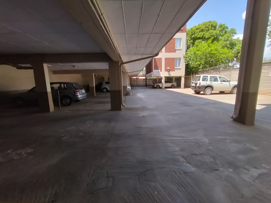 3 Bedroom Property for Sale in Discovery Gauteng