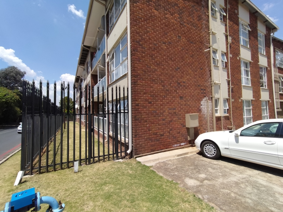 3 Bedroom Property for Sale in Discovery Gauteng