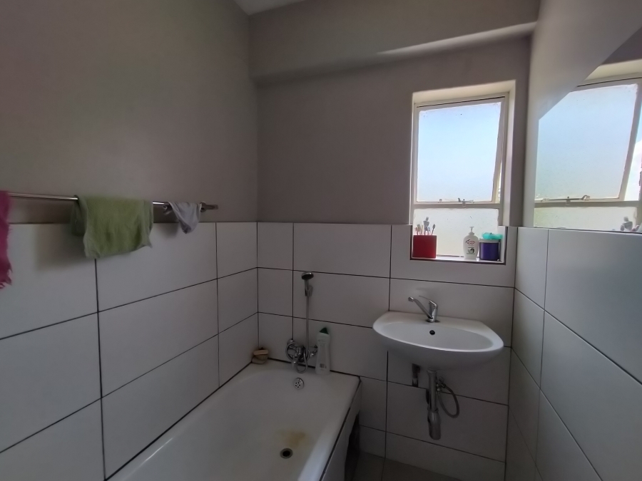 3 Bedroom Property for Sale in Discovery Gauteng
